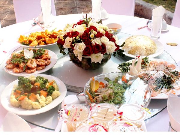 Bảng báo giá đặt nấu cỗ tại nhà giá rẻ nhất hiện nay 2