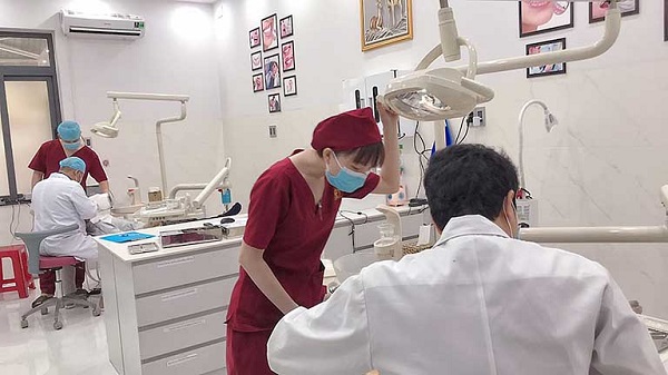 Nha khoa Đồng Khởi