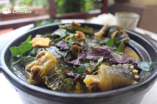 Món baba om chuối đậu nổi tiếng