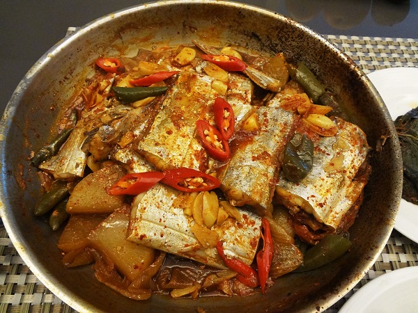 Cá hố kho ớt bột cay cay, mềm ngon, thơm phức