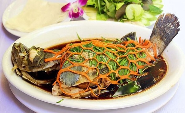 Cách làm cá mú hấp xì dầu