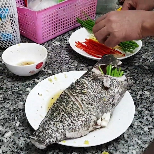 Sơ chế cá mú