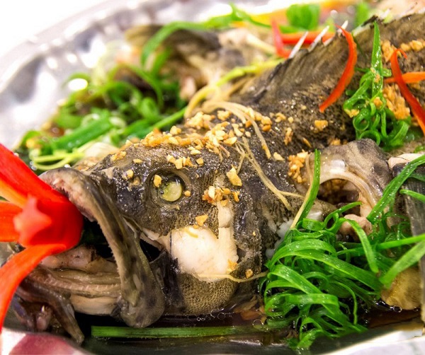 Cá mú hấp Hồng Kông