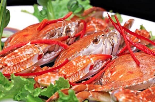 Hấp, luộc cua quá lâu hay quá nhanh sẽ ảnh hưởng đến hương vị món ăn