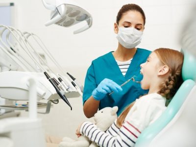 NHA KHOA ASIA sở hữu đội ngũ bác sĩ chuyên môn cao