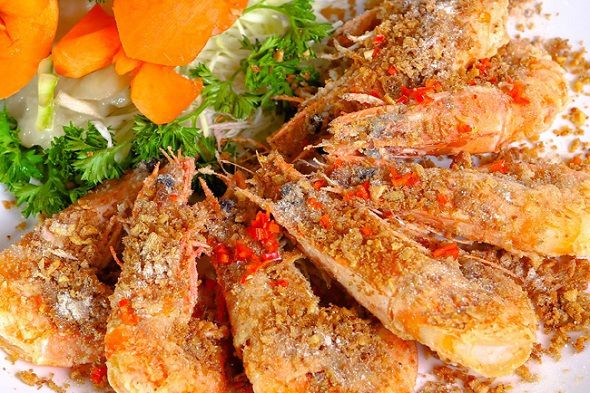 Cách làm tôm rang muối tỏi ớt